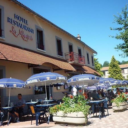 Les Negociants Hotel Pontgibaud Exterior photo